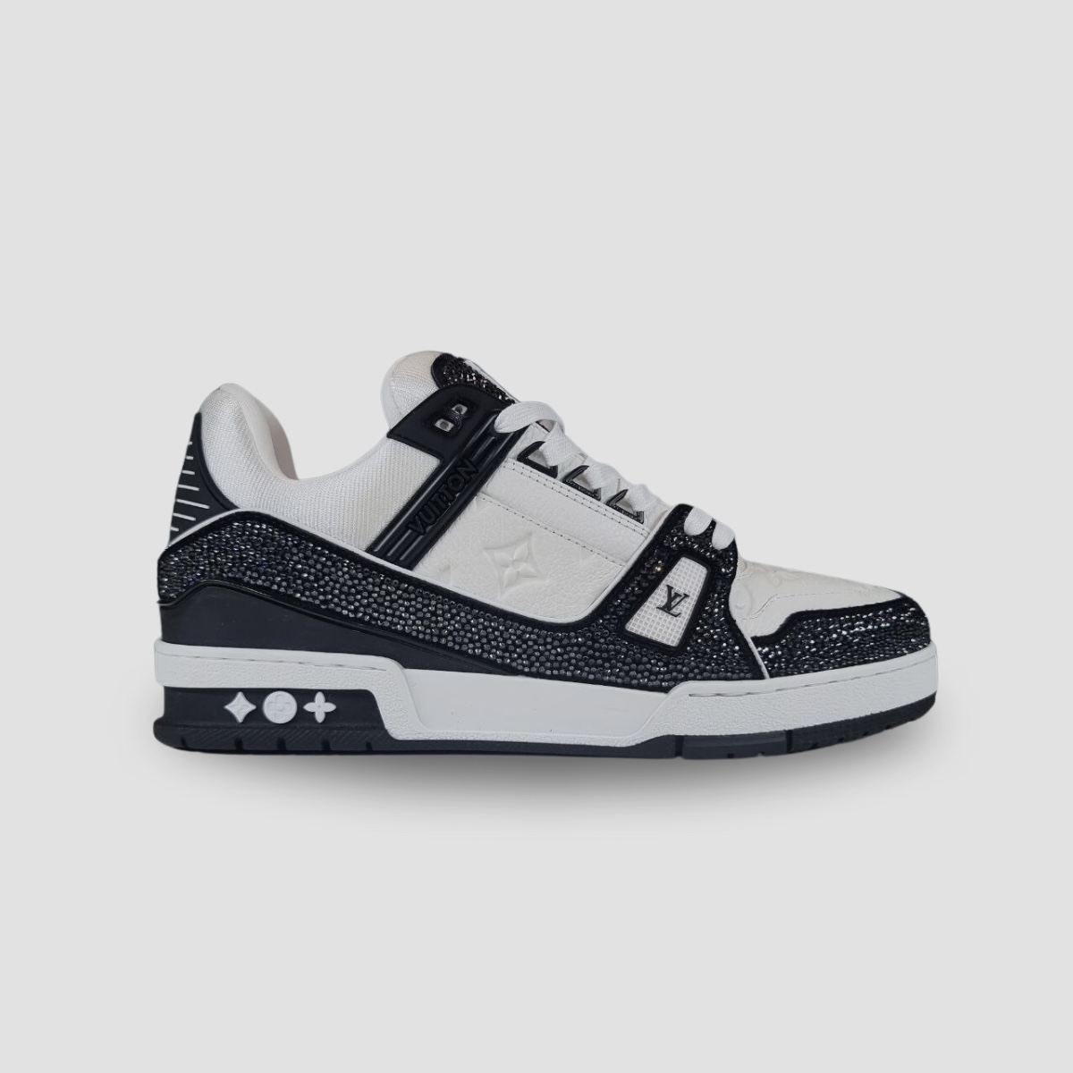 Louis Vuitton diamond Trainer