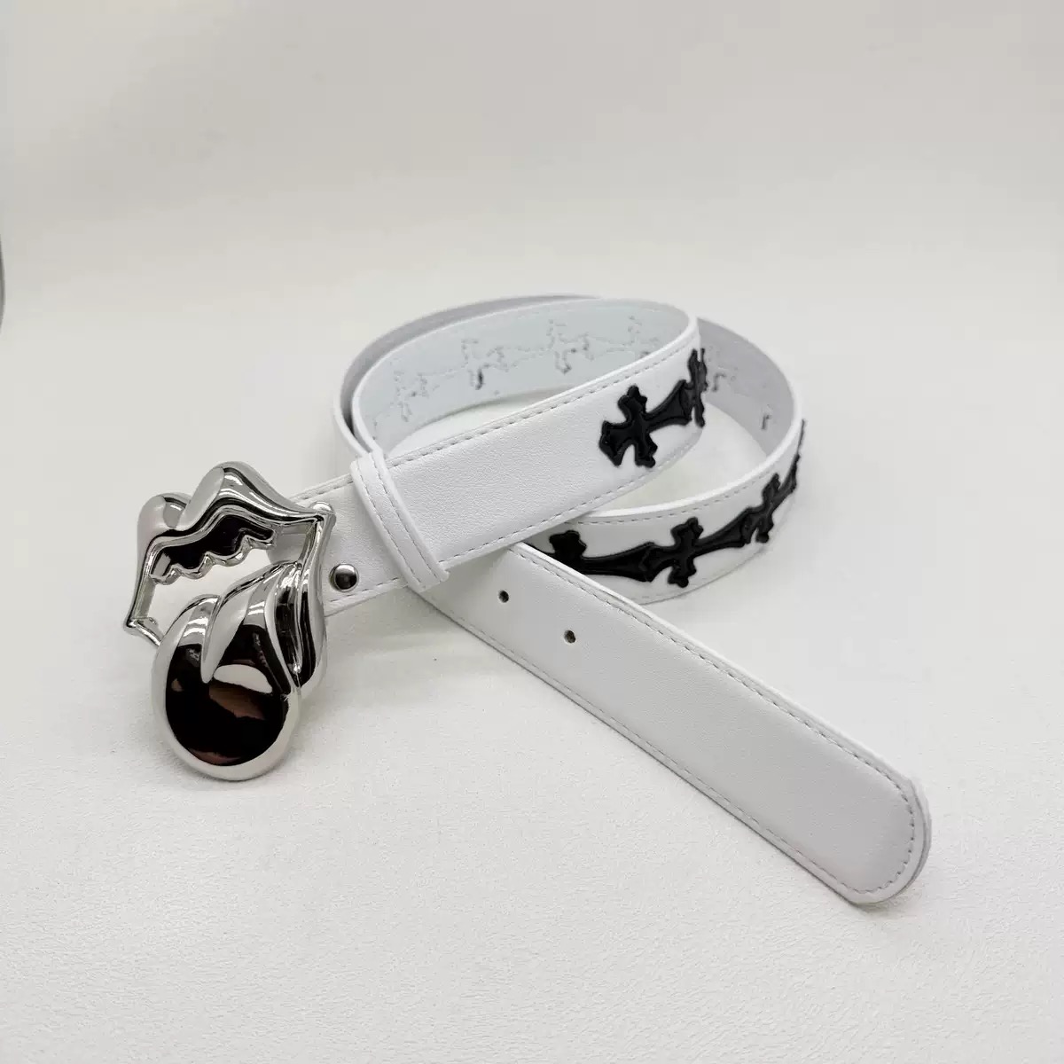 Y2K silver tongue buckle
