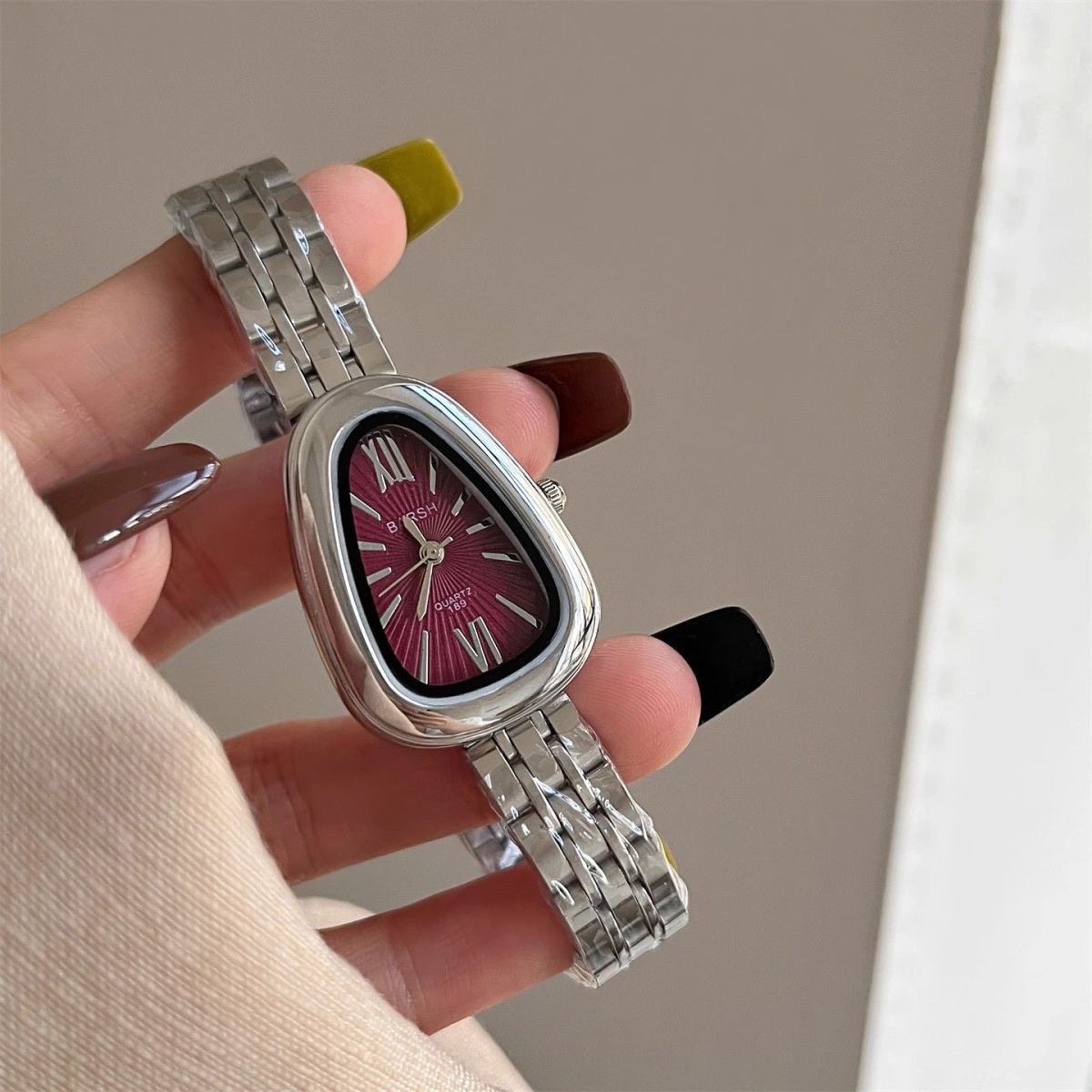 Barsh quartz watch