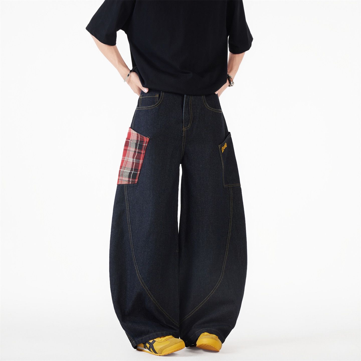 EAHO Baggy Chinos