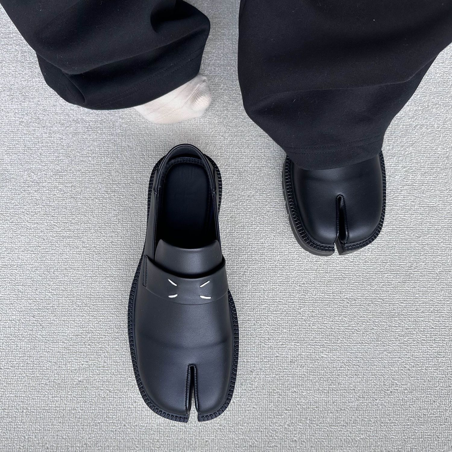 Cleft Split-Toe Leather Loafer